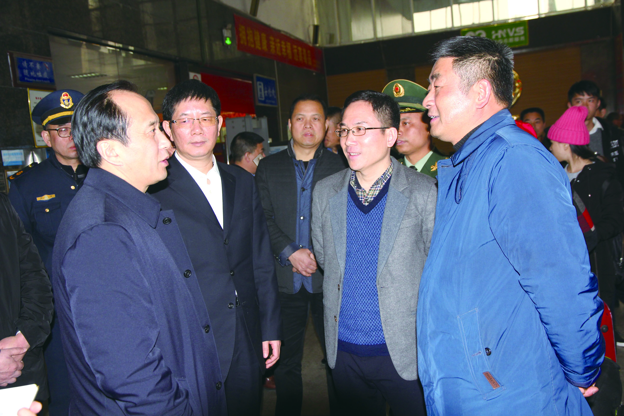 2月8日，副省長、省公安廳廳長許顯輝來我司督導安全生產(chǎn)工作